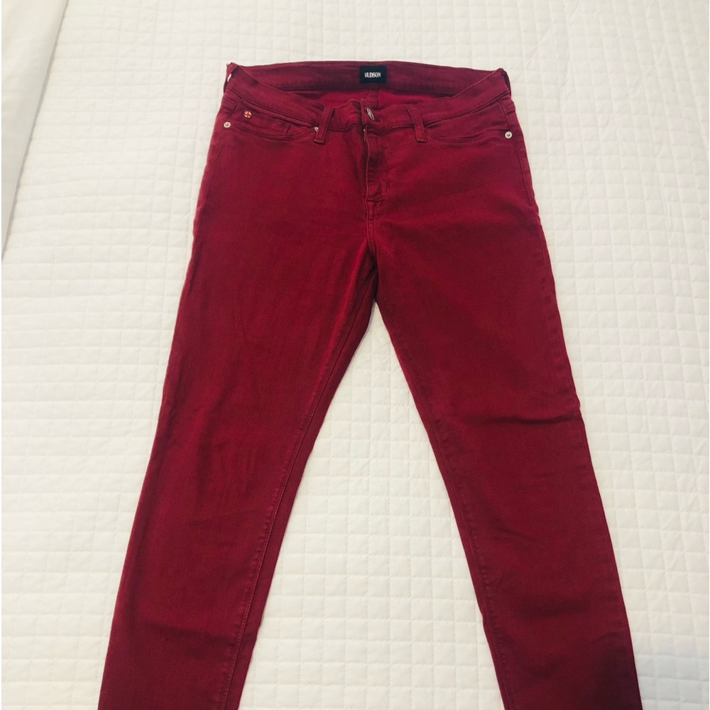 HUDSON SUPER SKINNY STRETCHY DARK RED/ maroon jeans. Size 32 waist.